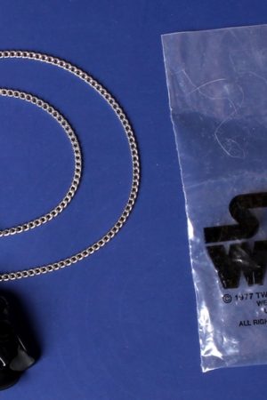 Star Wars Darth Vader Medal MISC Jewelry MIB C-8.5