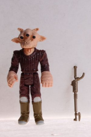 REE-YEES Loose Complete C-9.5