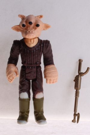 REE-YEES Loose Complete C-9.5