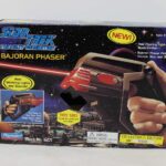 Bajoran Phaser Star Trek Accessories MISB C-9.5-