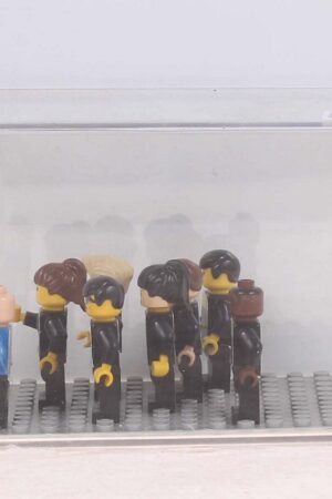 ??? Star Trek Lego Like Figures Loose