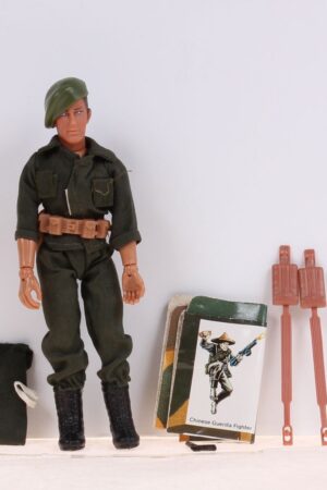 British Commando Mego Johnny Action World War II Loose Complete C-9.5+