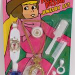 Penelope Pitstop Jewelry Set Five and Dime Toys MIP C-8.5