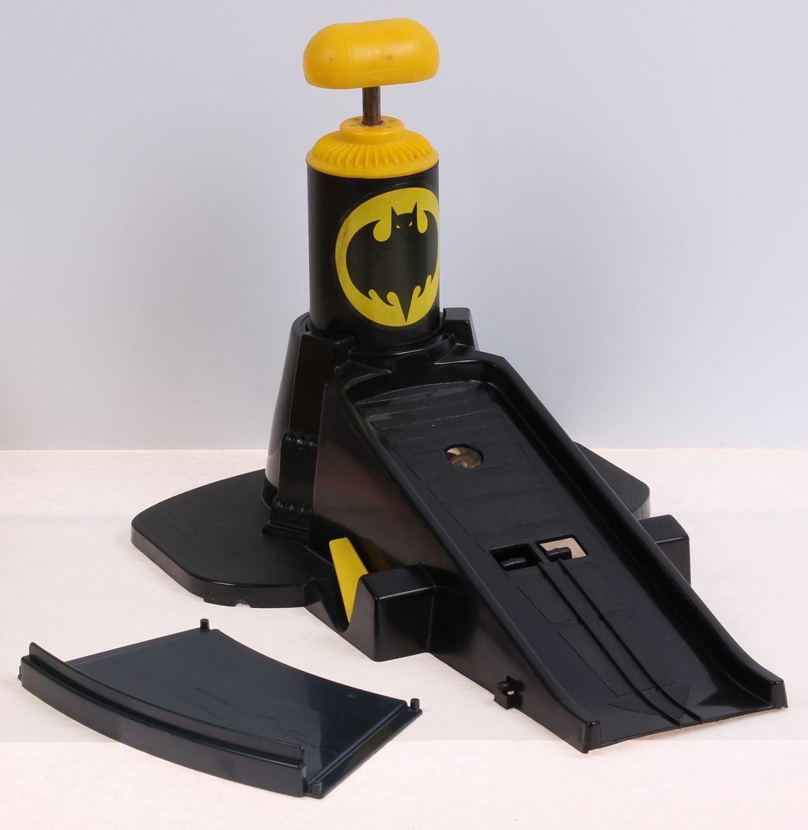 Batman Batmobile Turbo Tower of Power Mego Vintage Era Toys Loose Complete C-9.5- - Image 3